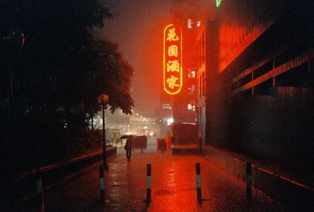 品牌VI手册与标识导视设计：提升企业形象的全流程解析